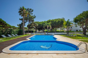 Falésia Sunshine Villa by The Portuguese Butler